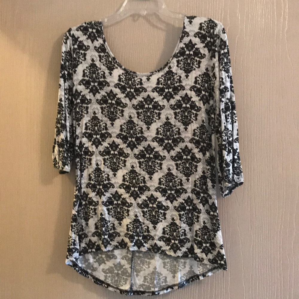 Damask print black and white blouse